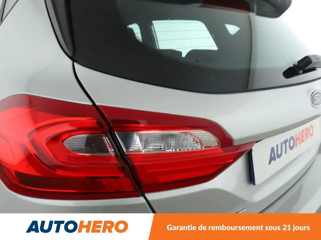 Ford Fiesta 5 portes — photo 29