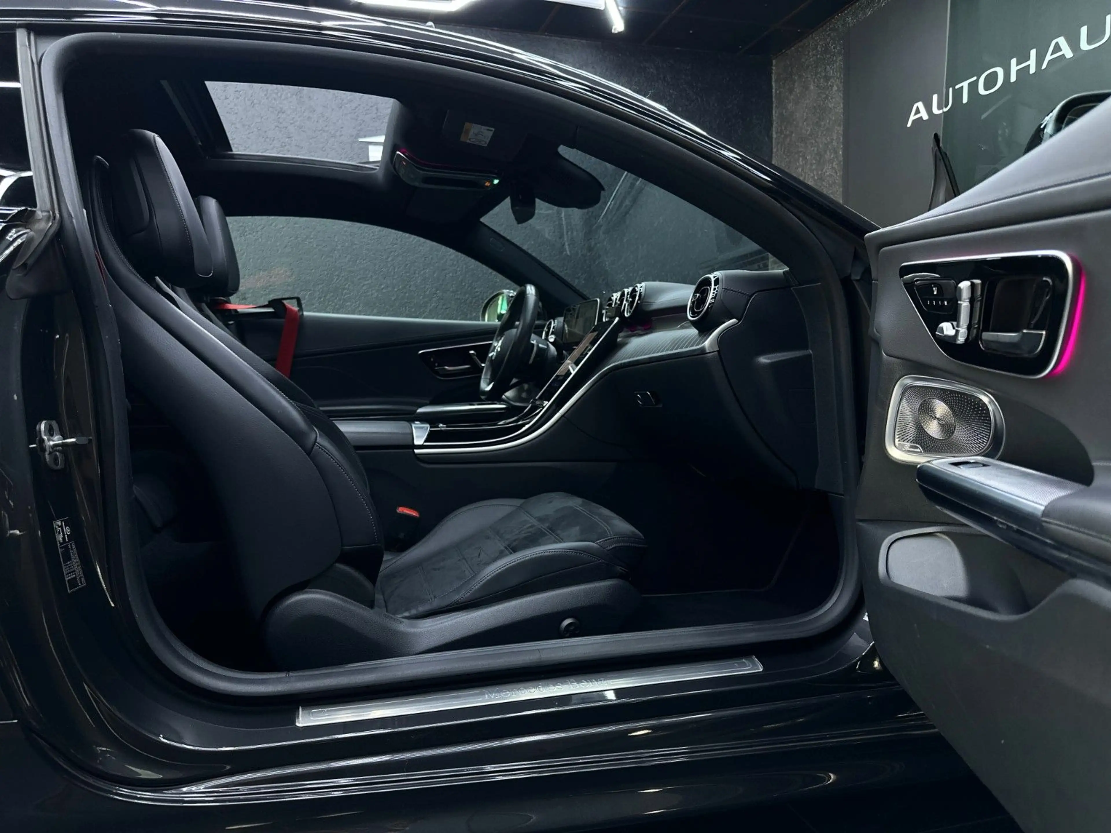 Mercedes-Benz CLE 220 *AMG*COUPE*PANO*MEMORY*BURMESTER*360°*20" — photo 13