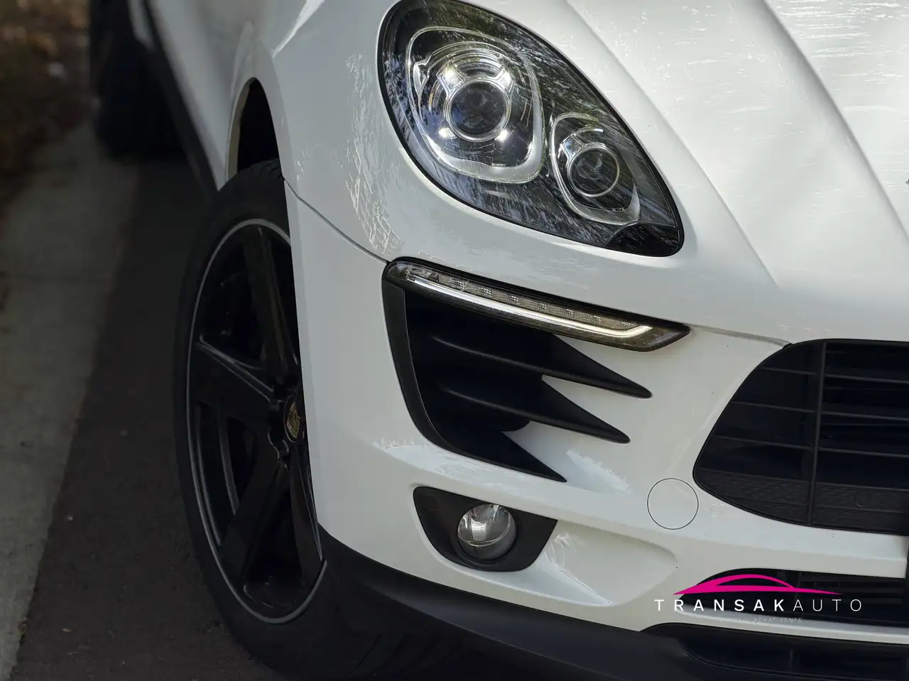 Porsche Macan Macan Turbo — photo 3 sur 43