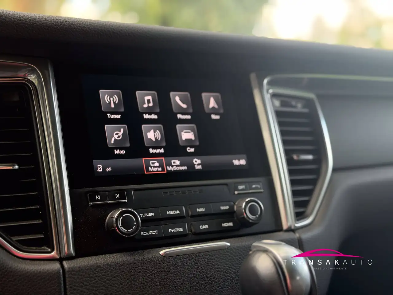 Porsche Macan Macan Turbo — photo 29 sur 43