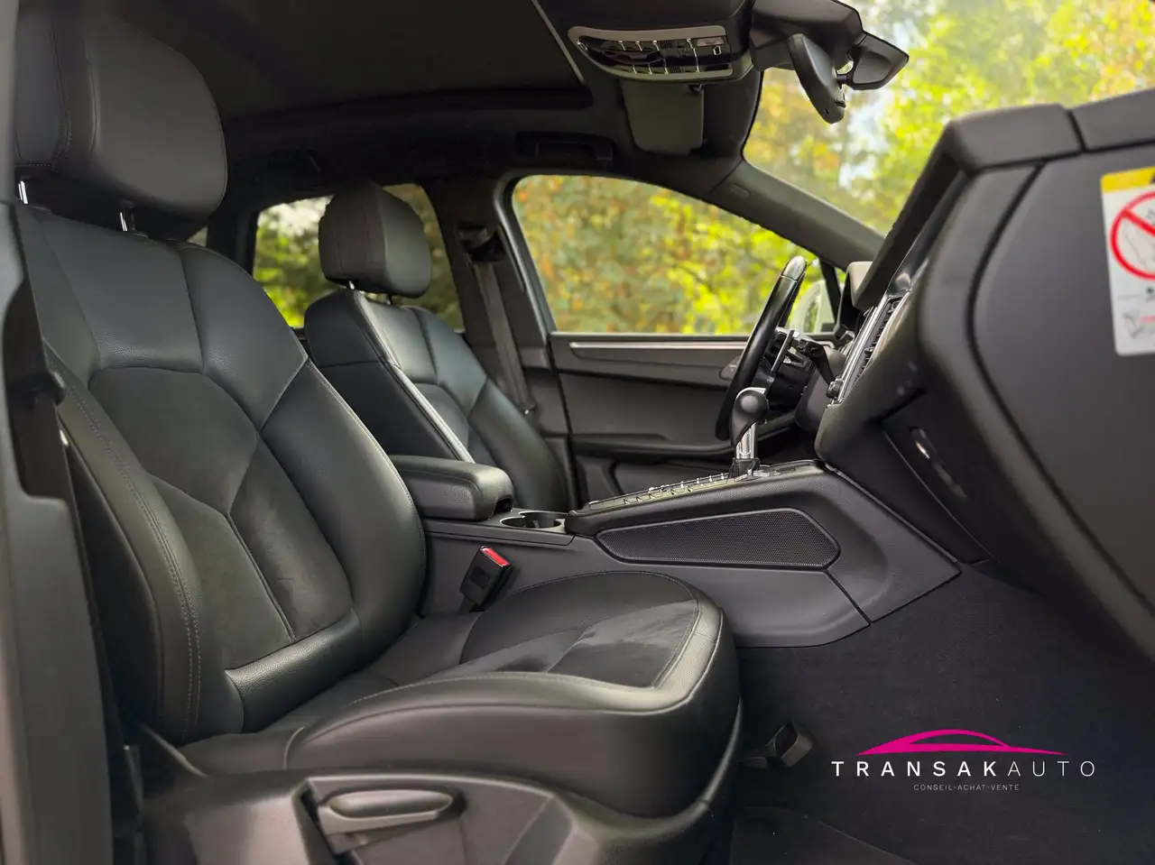Porsche Macan Macan Turbo — photo 19 sur 43