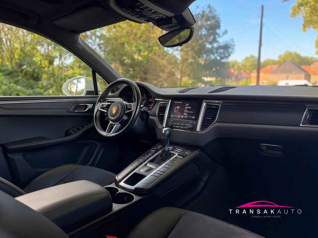 Porsche Macan Macan Turbo — photo 17 sur 43
