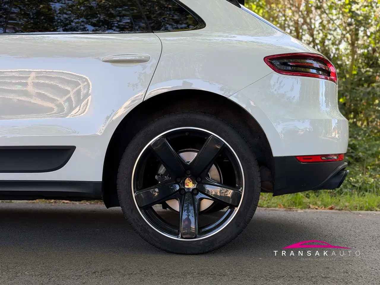 Porsche Macan Macan Turbo — photo 43 sur 43