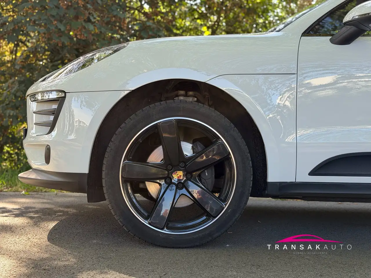 Porsche Macan Macan Turbo — photo 42 sur 43