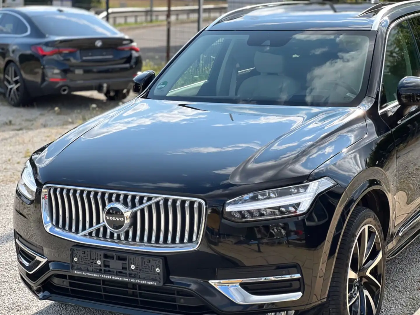 Volvo XC90 B5 D Inscription AWD PANO H&K AHK LUFT HUD Noir - 2