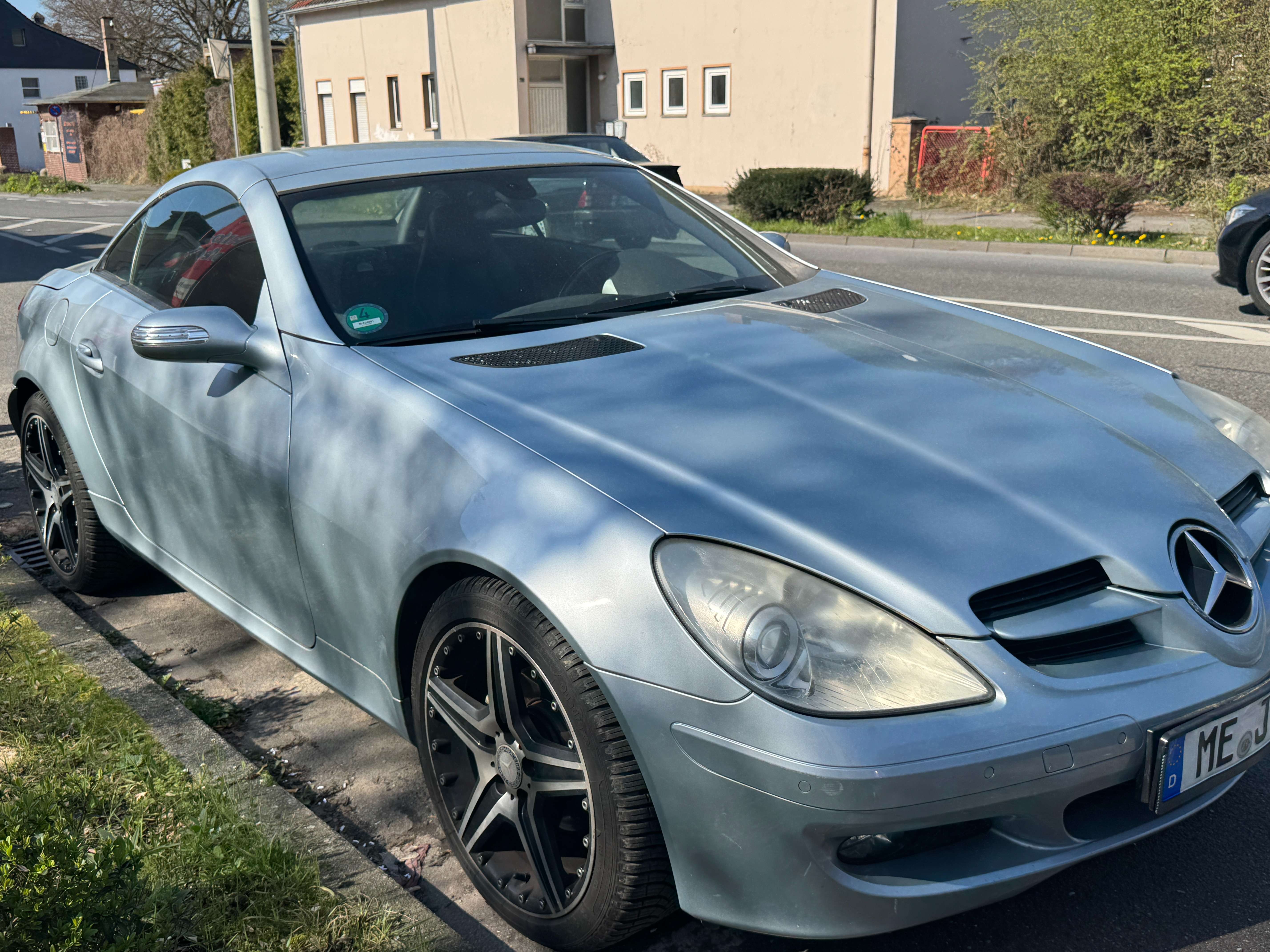 Second hand Mercedes Benz Slk-Class 200