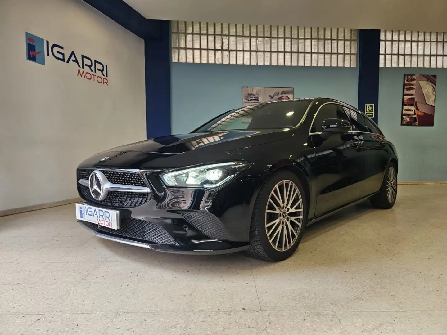 Mercedes-Benz CLA 200 Shooting Brake 200d 8G-DCT Negro - 1