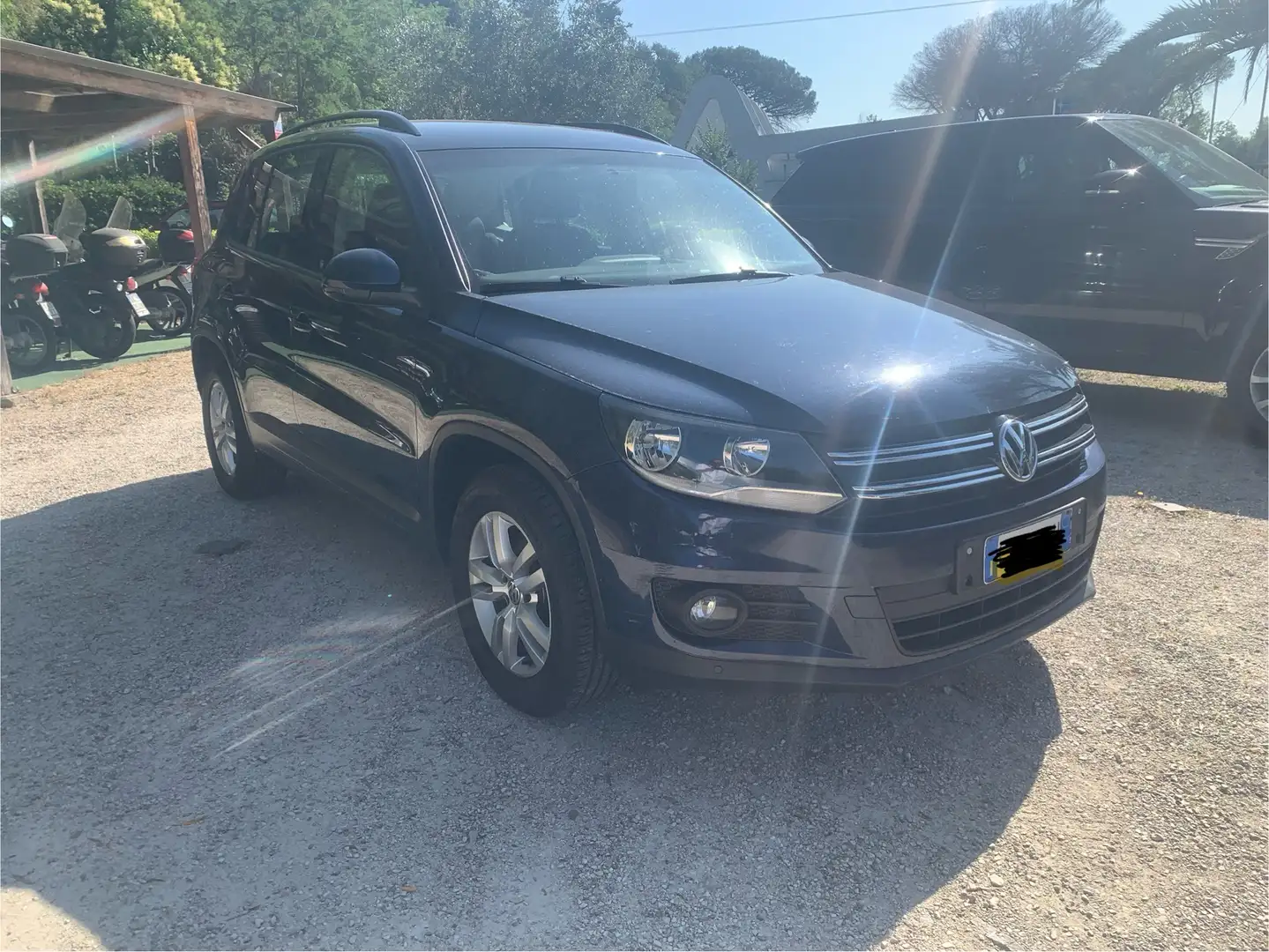 Volkswagen Tiguan 2.0 tdi bm Sport&Style 110cv - 2