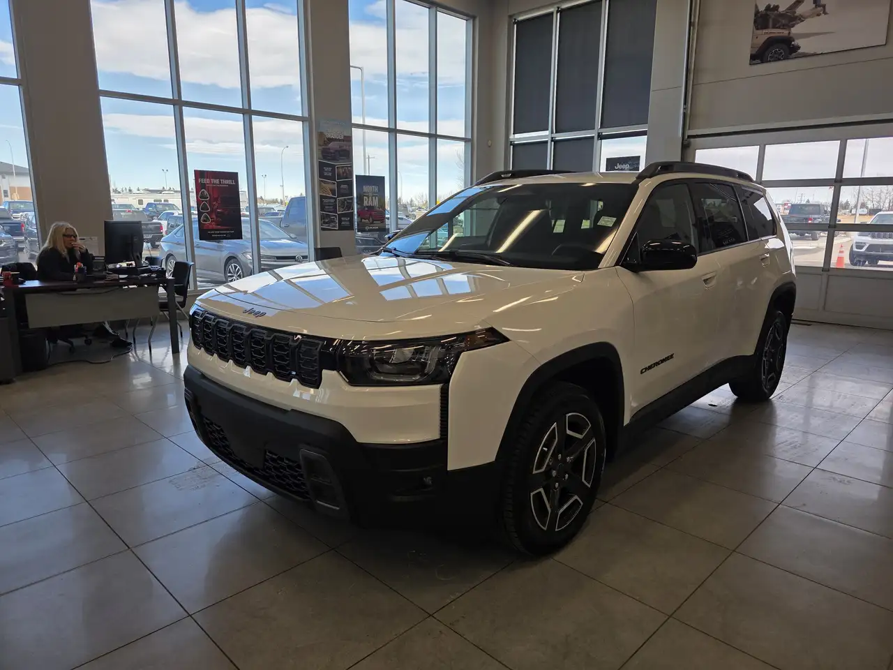 Jeep Cherokee снимка Jeep Cherokee