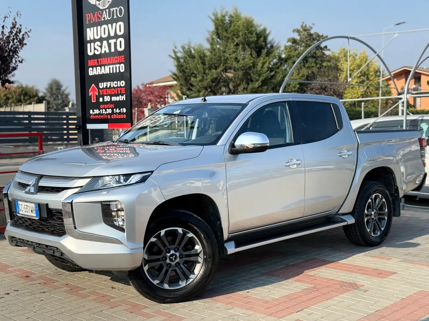 Mitsubishi L200 L200 2.3 D Double Cab 4x4 Super Select Intense Grigio - 2