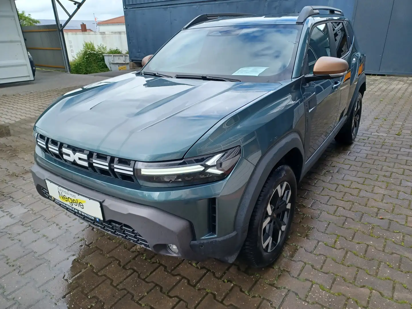 Dacia Duster TCe 130 Extreme 4x4 Groen - 1