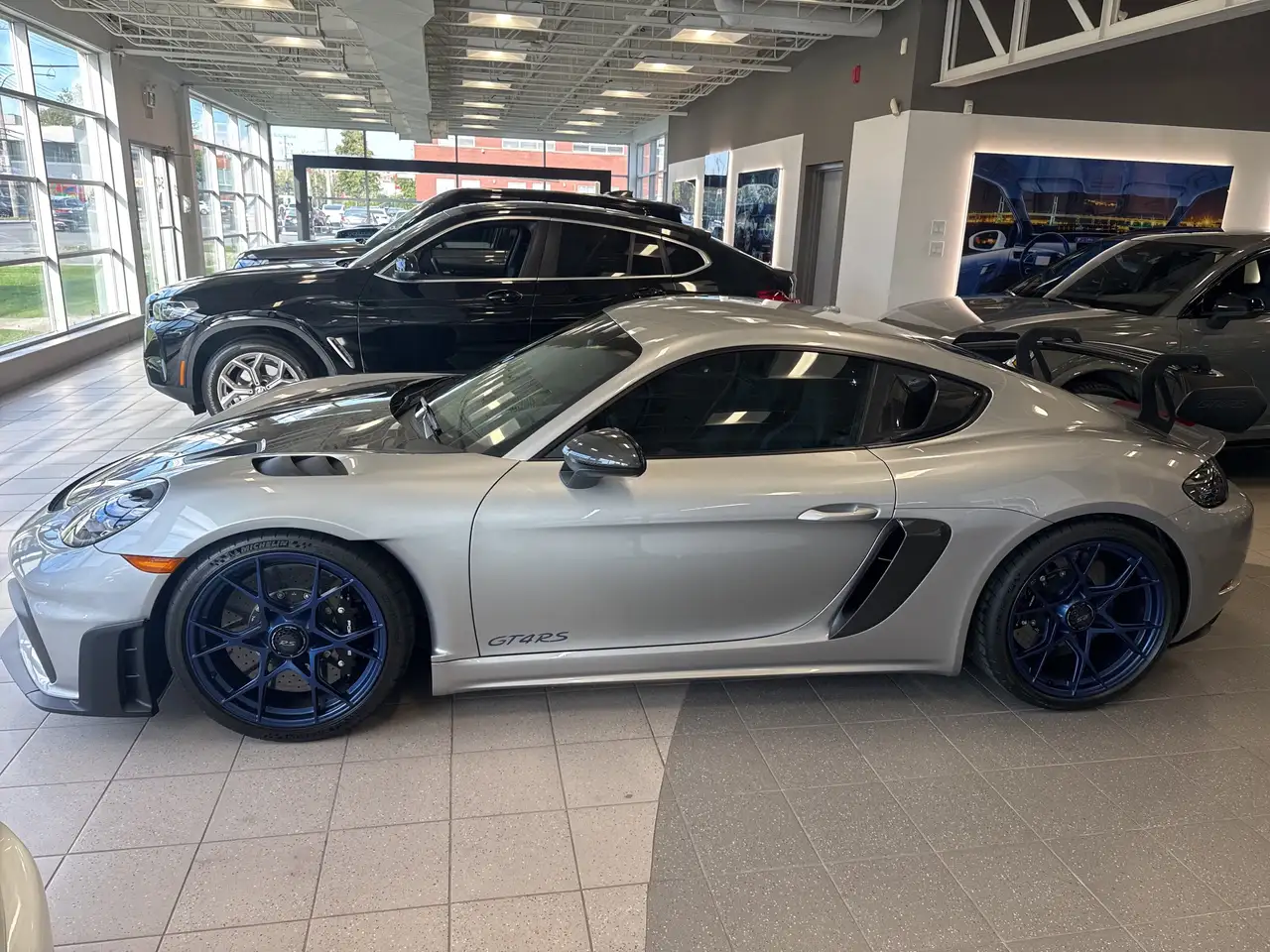 Porsche 718 Cayman снимка Porsche 718 Cayman