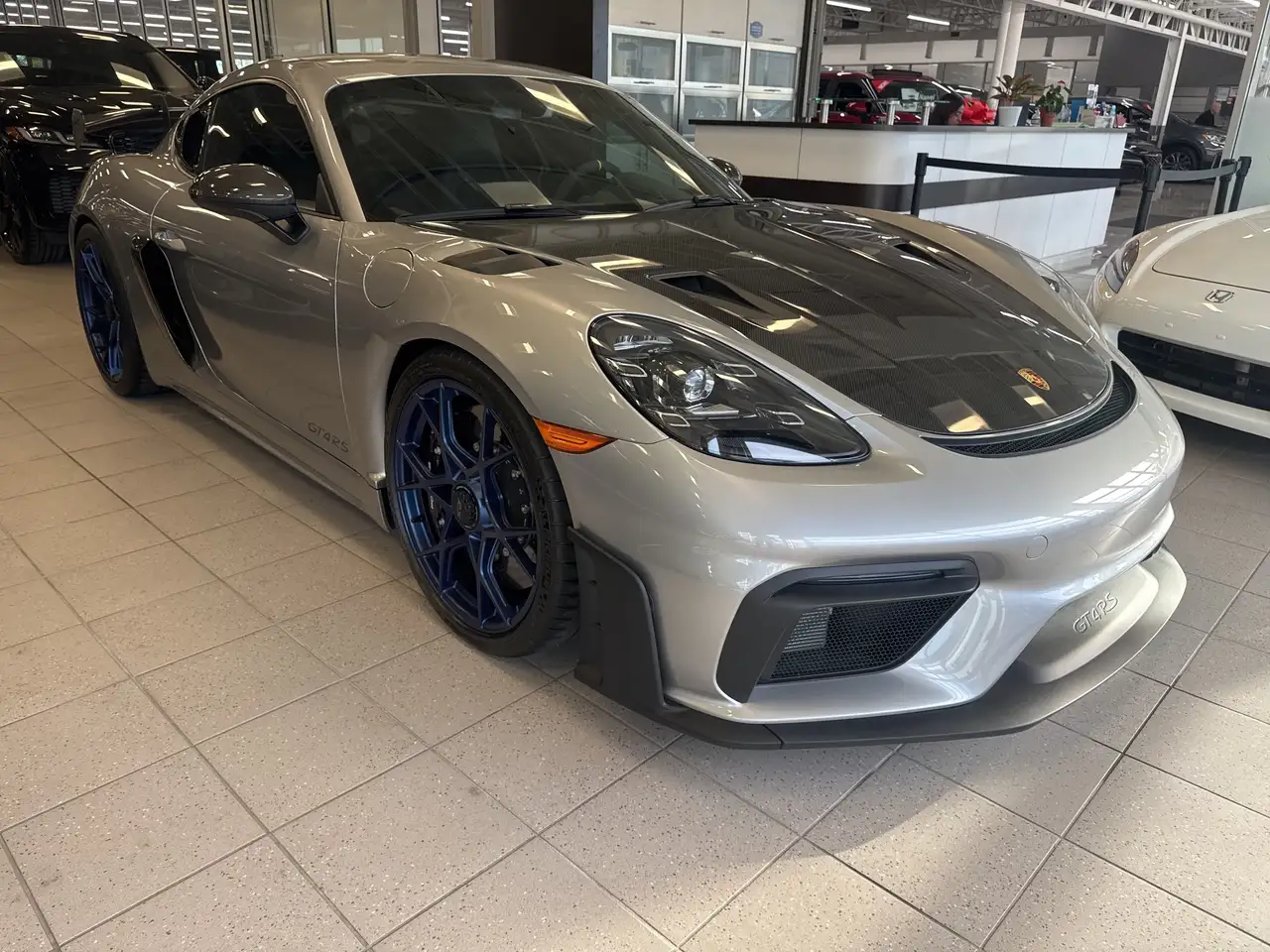 Porsche 718 Cayman снимка Porsche 718 Cayman