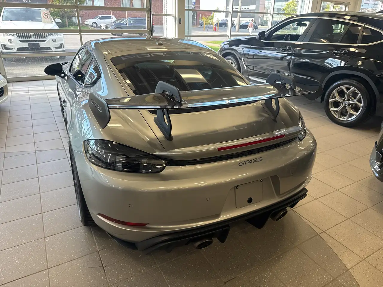 Porsche 718 Cayman снимка Porsche 718 Cayman