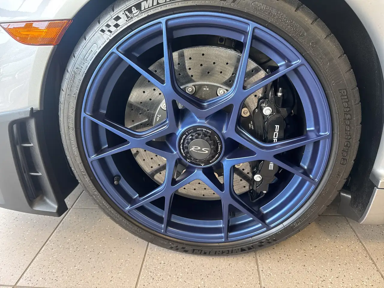 Porsche 718 Cayman снимка Porsche 718 Cayman