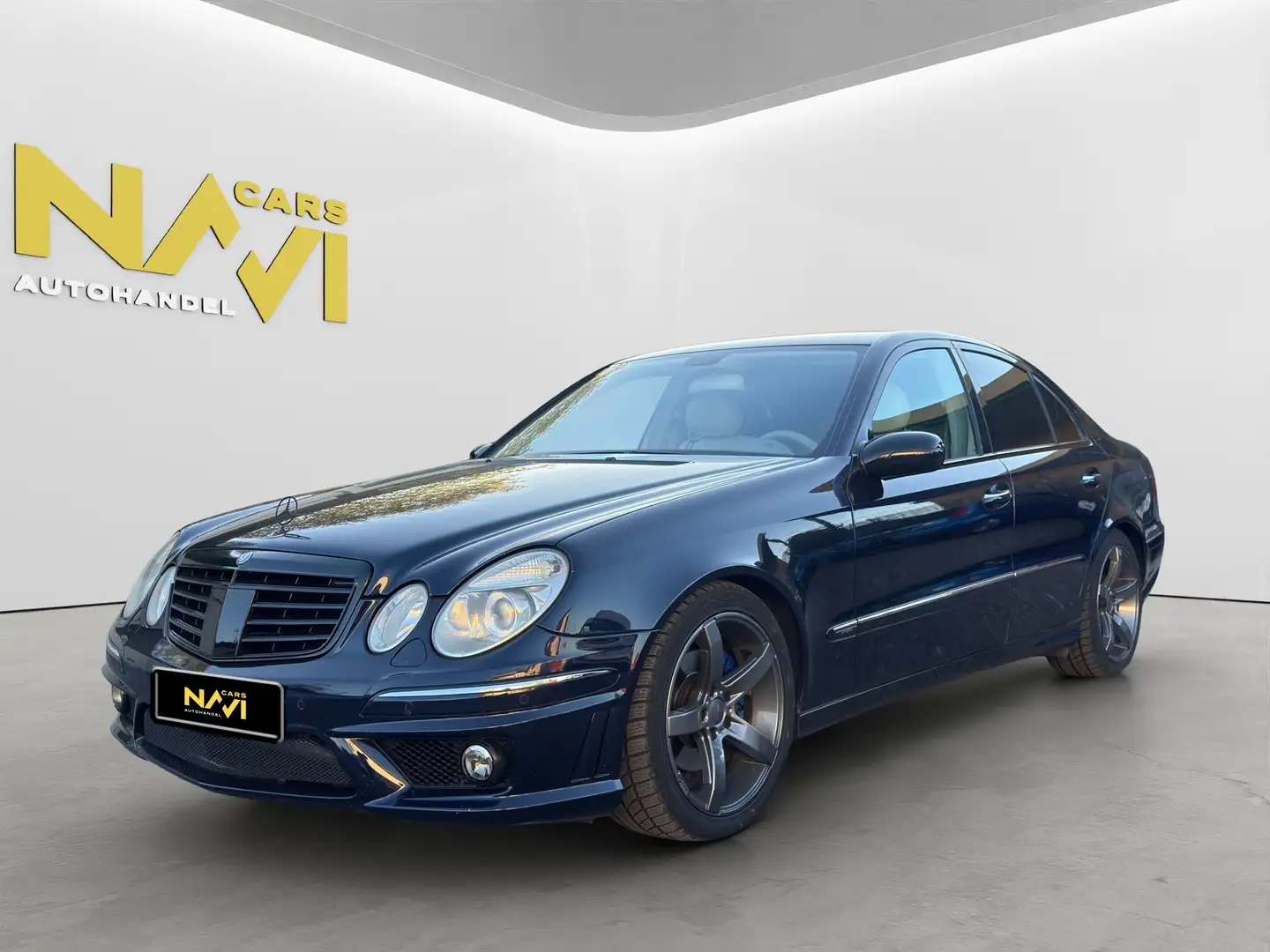 Mercedes-Benz E 320 E 320 Avantgarde 4MATIC Aut. Blau - 1
