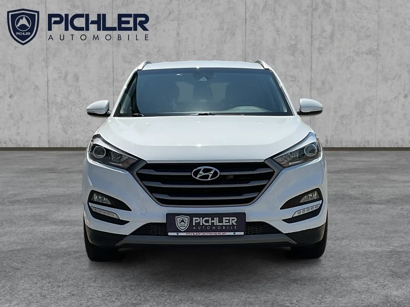 Hyundai TUCSON 1,7 CRDI Start-Stopp Comfort Weiß - 2