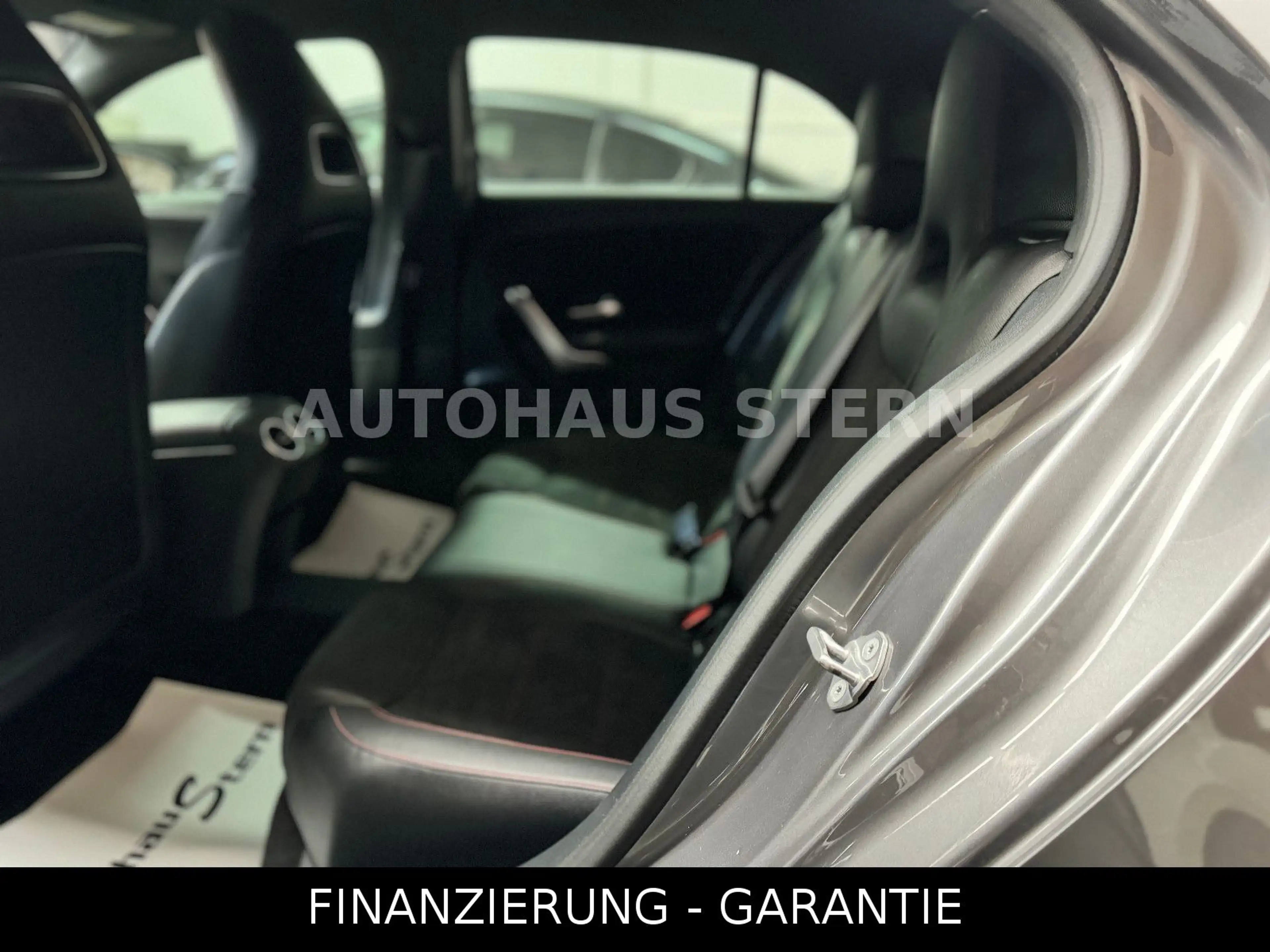 Mercedes-Benz A 200 AMG Line Carplay Kamera LED 8xReifen Spur — photo 23