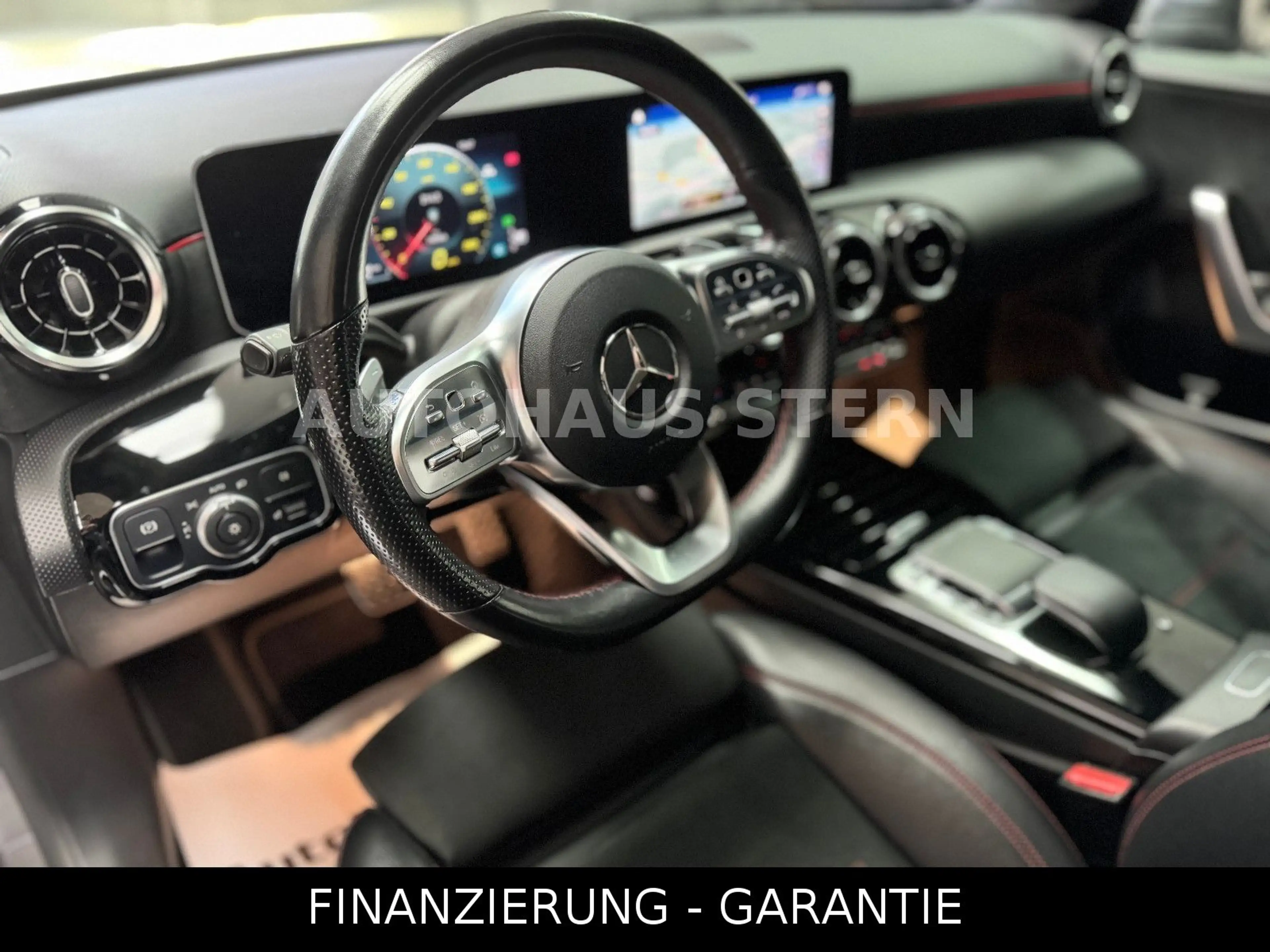 Mercedes-Benz A 200 AMG Line Carplay Kamera LED 8xReifen Spur — photo 10