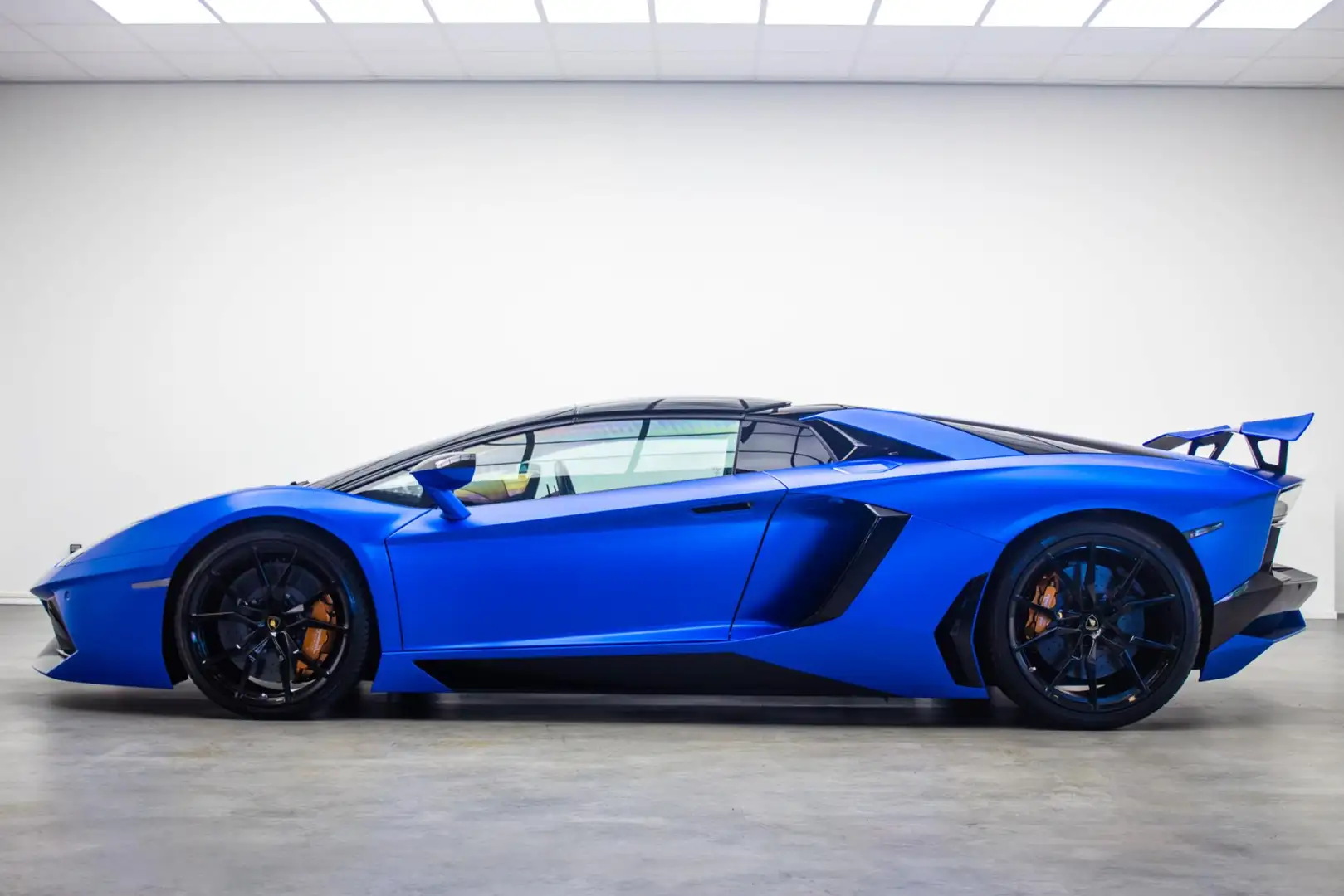 Lamborghini Aventador 6.5 V12 Roadster Novitec Pakket + Uitlaat Azul - 2