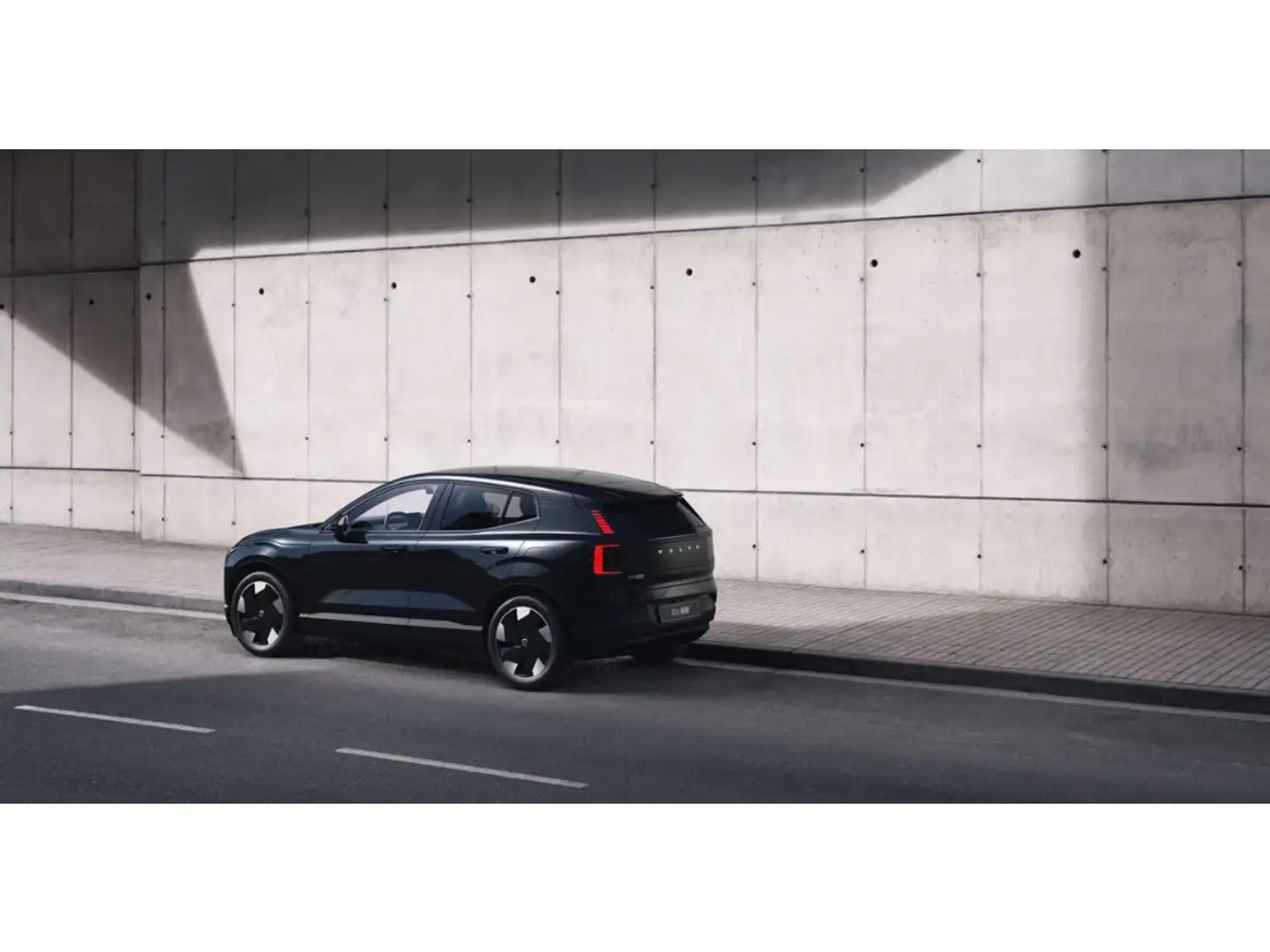 Volvo EX30 Ultra Twin Motor Performance Elektrisch Zwart - 1