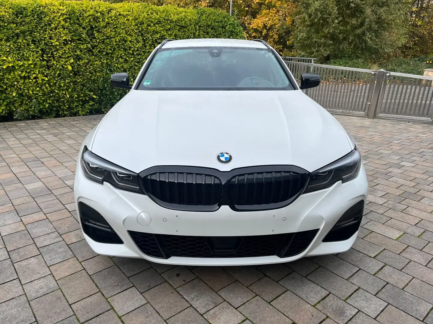 BMW 320 d M Paket LLaser LivePR HUD Hifi ACC 19 Ufrei Blanc - 2