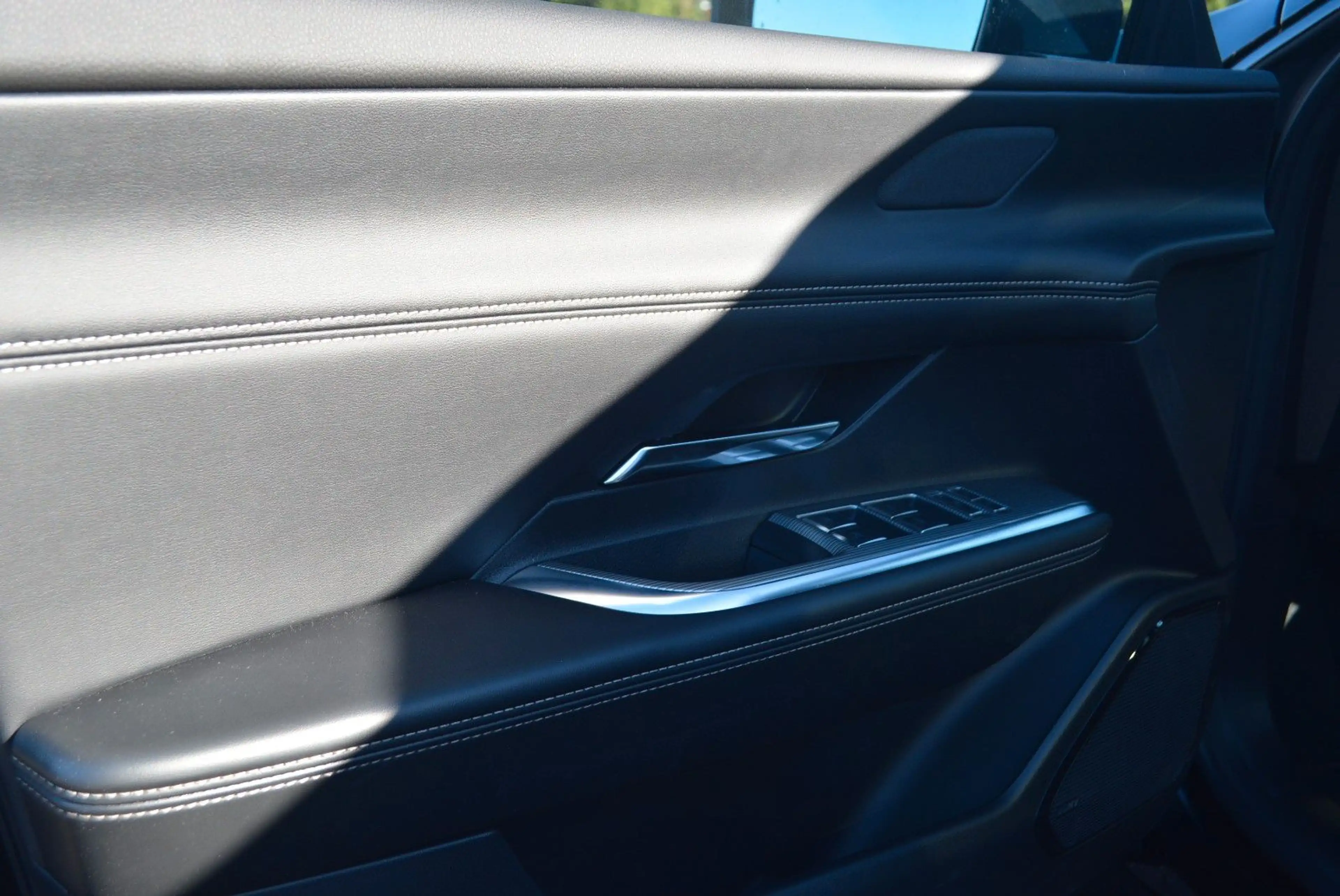 Mazda 6e EV Takumi — photo 9