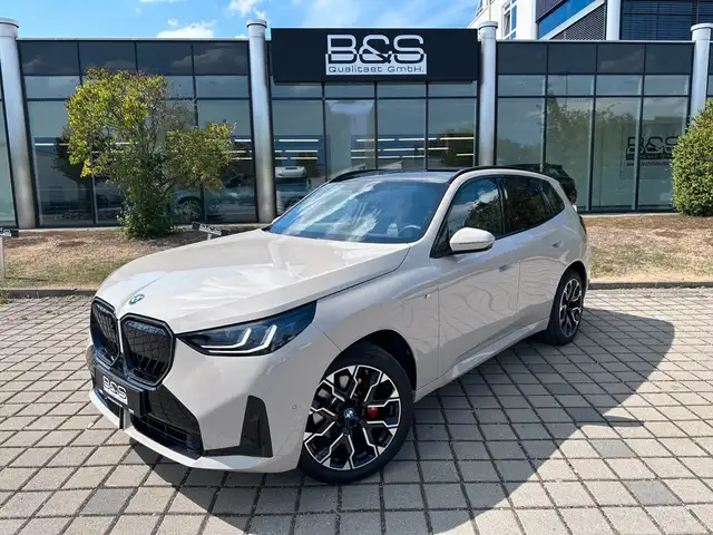 BMW X3 view 2