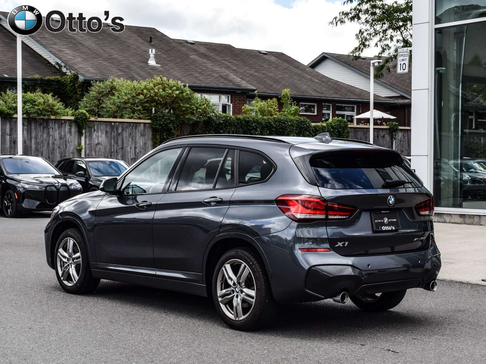 2022 BMW X1 xDrive28i M Sport Edition — снимка 1