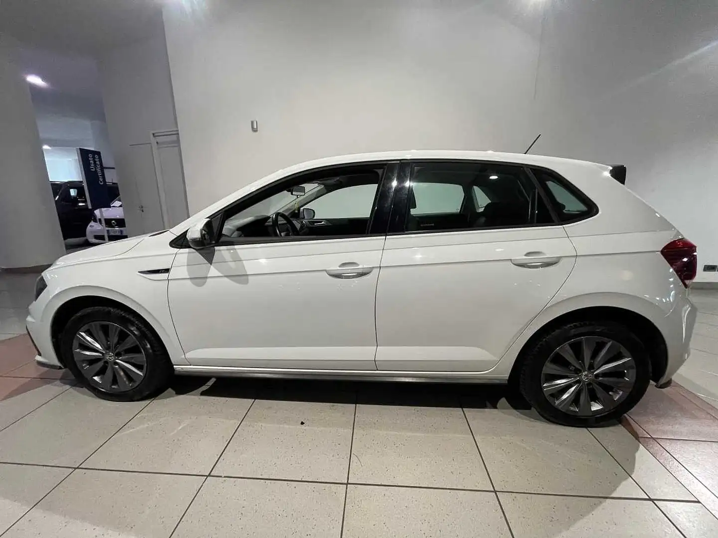 Volkswagen Polo 6ª serie 1.0 TSI 5p. Highline BlueMotion Technolog Blanc - 2