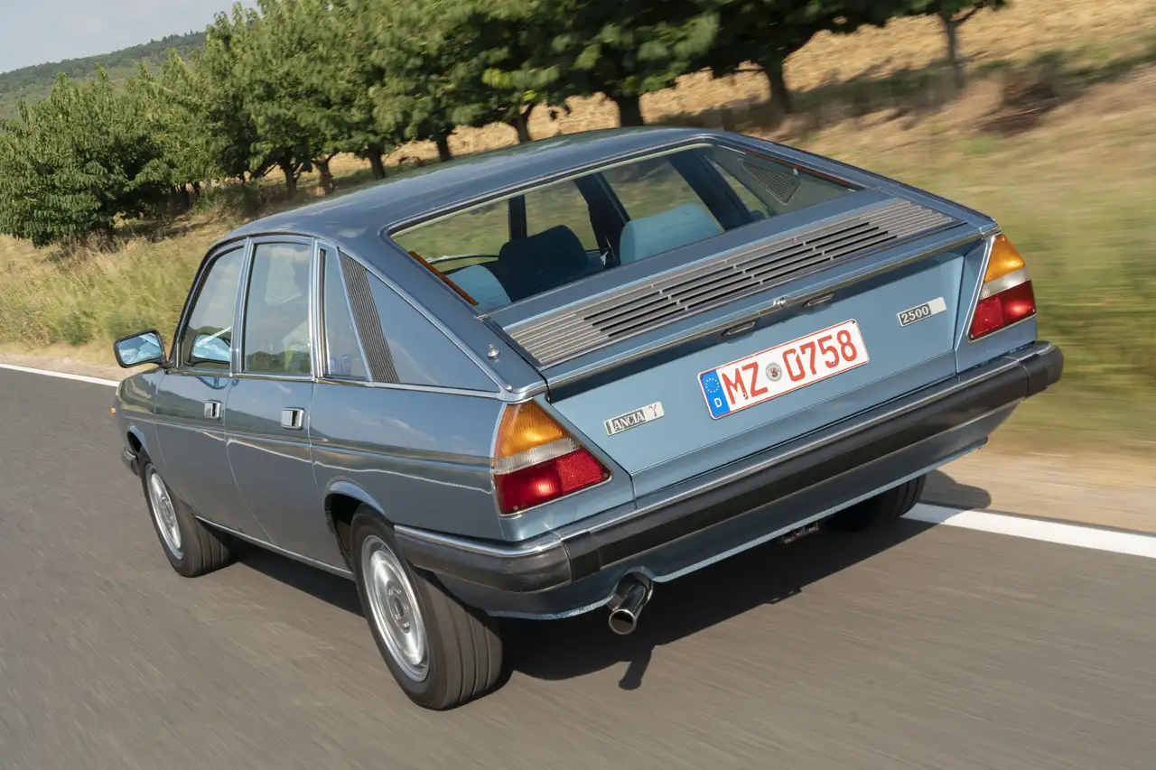 Lancia Gamma 2500 Berlina, foto 10