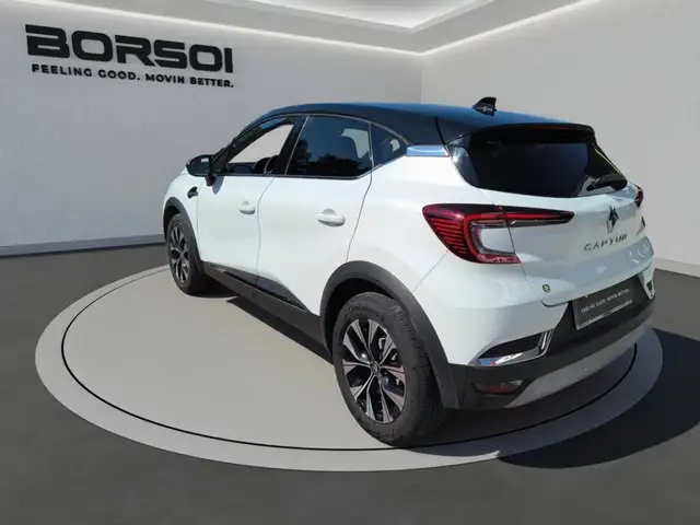 Renault Captur view 3