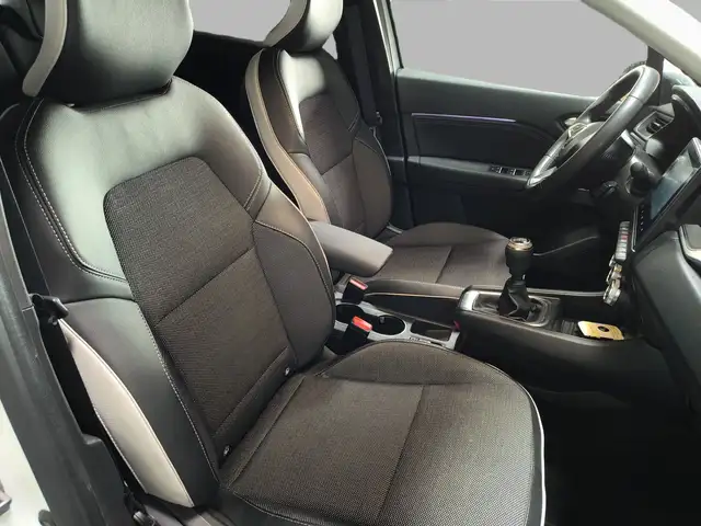 Renault Captur view 14