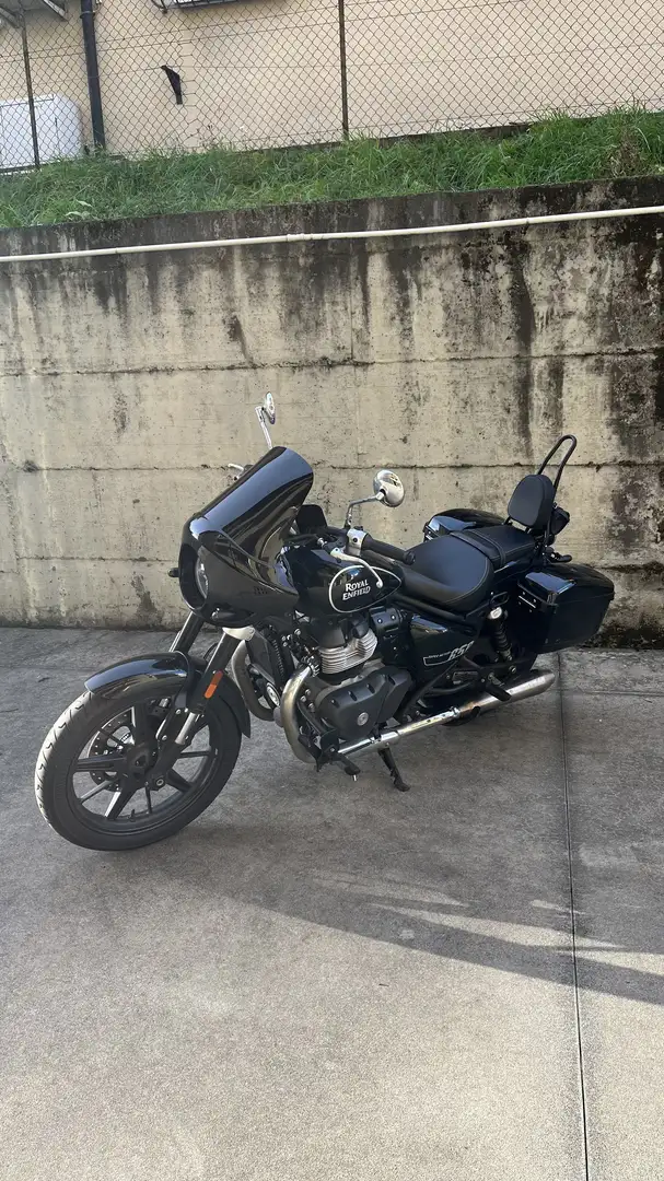 Royal Enfield Super Meteor 650 Verde - 2
