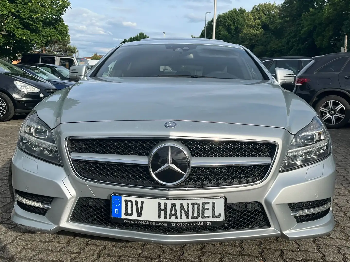 Mercedes-Benz CLS 350 4Matic *Kamera/PDC/Navi* Argintiu - 2
