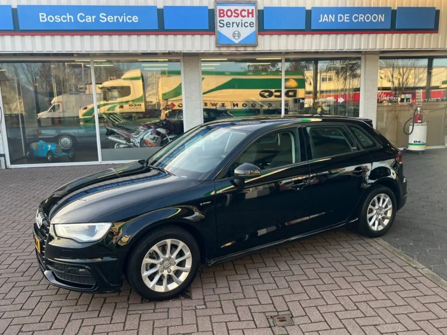 Audi A3 1.4 TFSI Adrenalin G-Tron AARDGAS / BENZINE org. N Zwart - 1