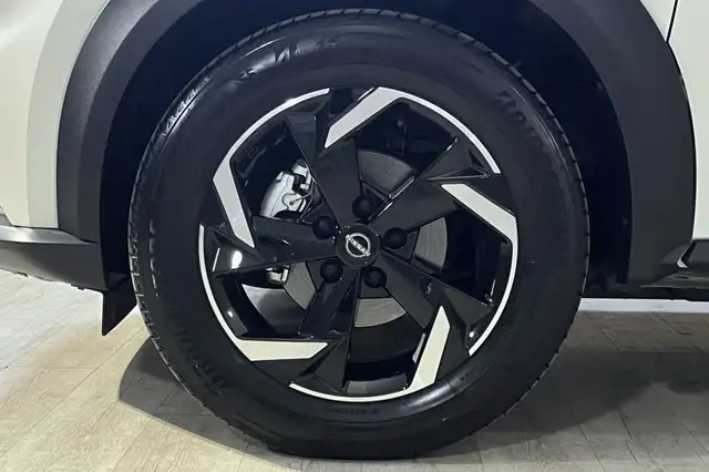 Nissan Juke view 12