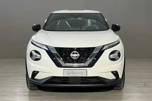 Nissan Juke view 2