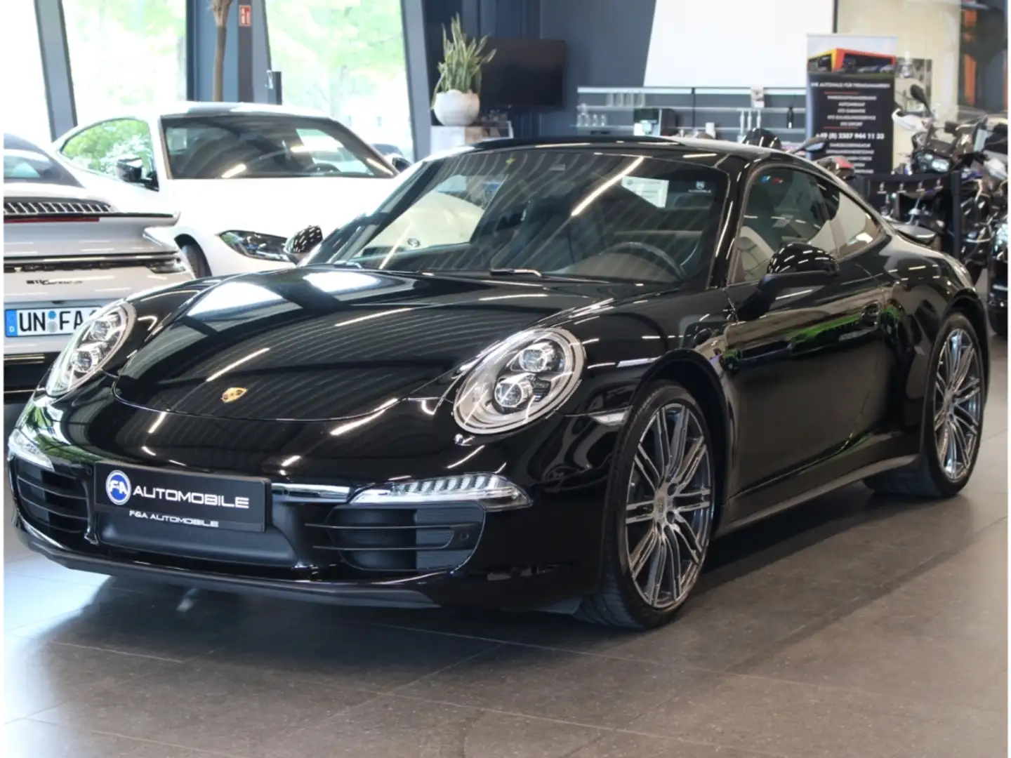 Porsche 991 991.1 Carrera 4 Black Edition*2.Hand*TOP Schwarz - 1