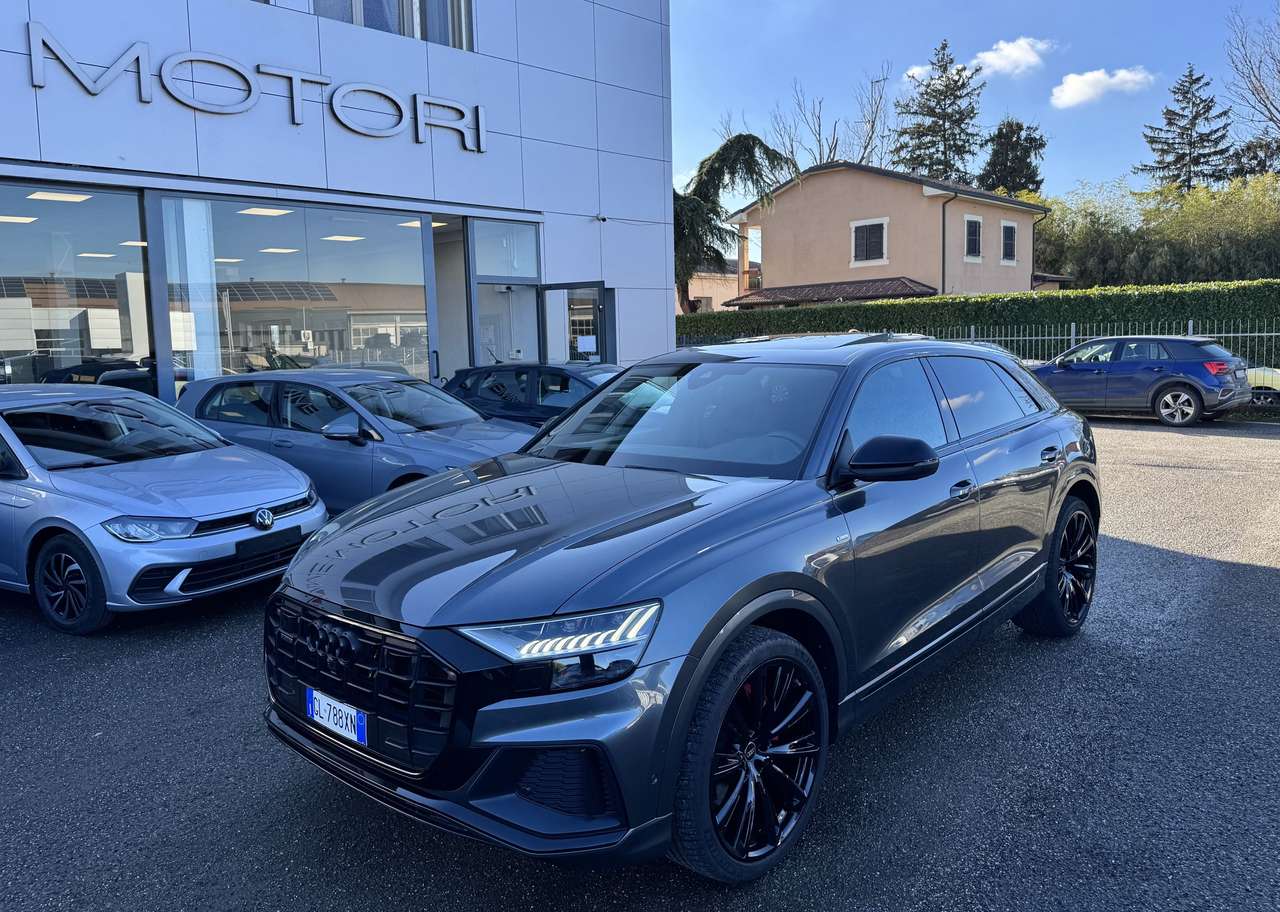 Audi Q8 50 3.0 tdi mhev S-Line / Full Optional / NO VINCOLI