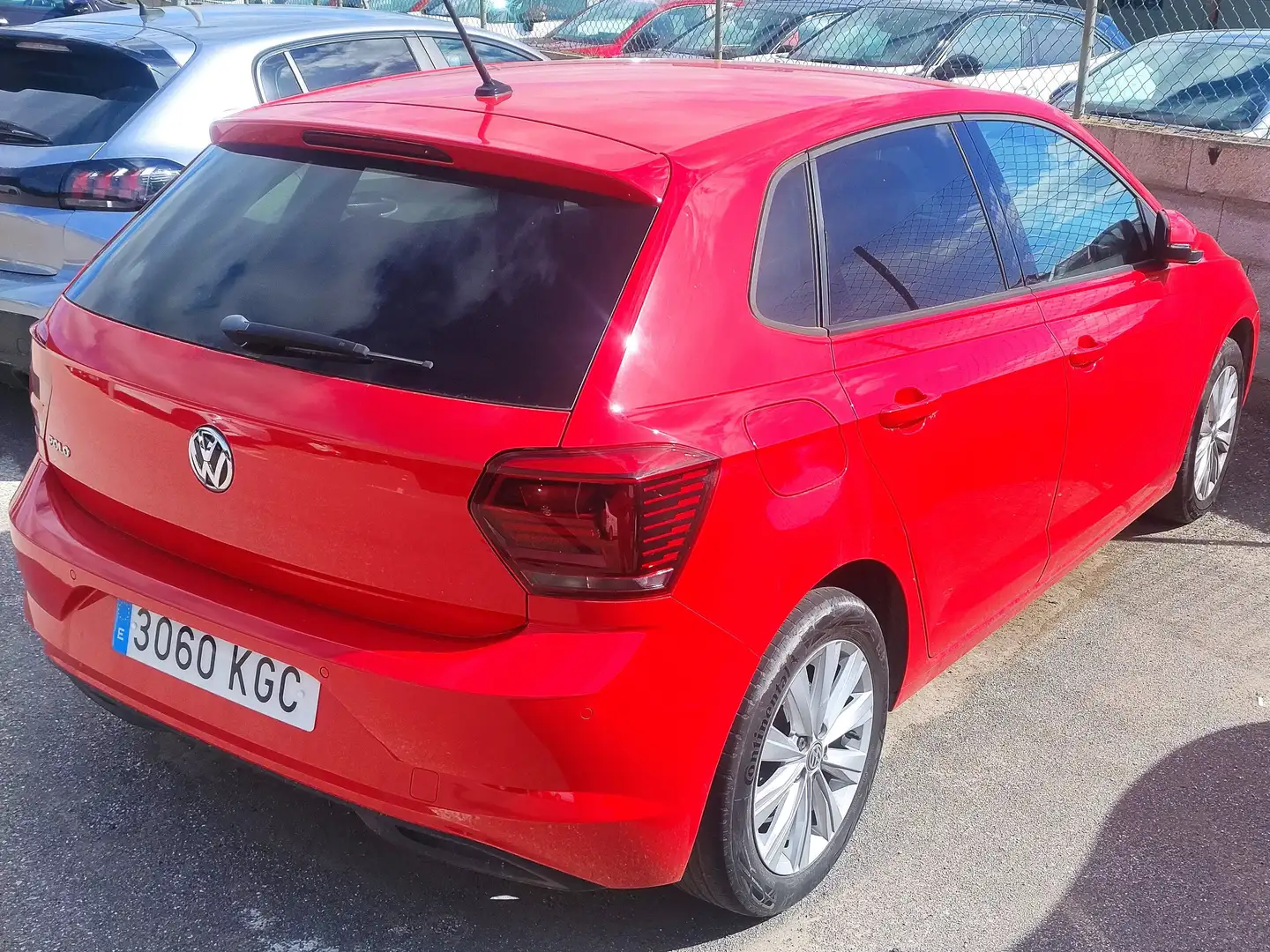 Volkswagen Polo 1.0 TSI Sport 70kW Rojo - 1