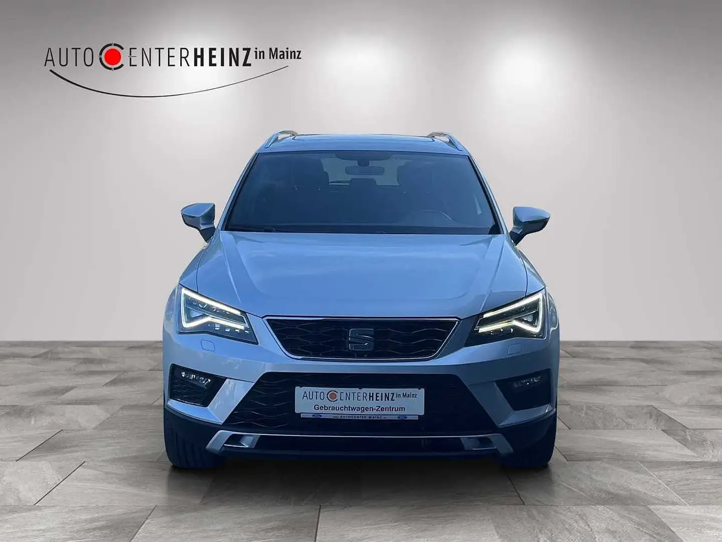 SEAT Ateca Xcellence 4Drive Срібний - 2