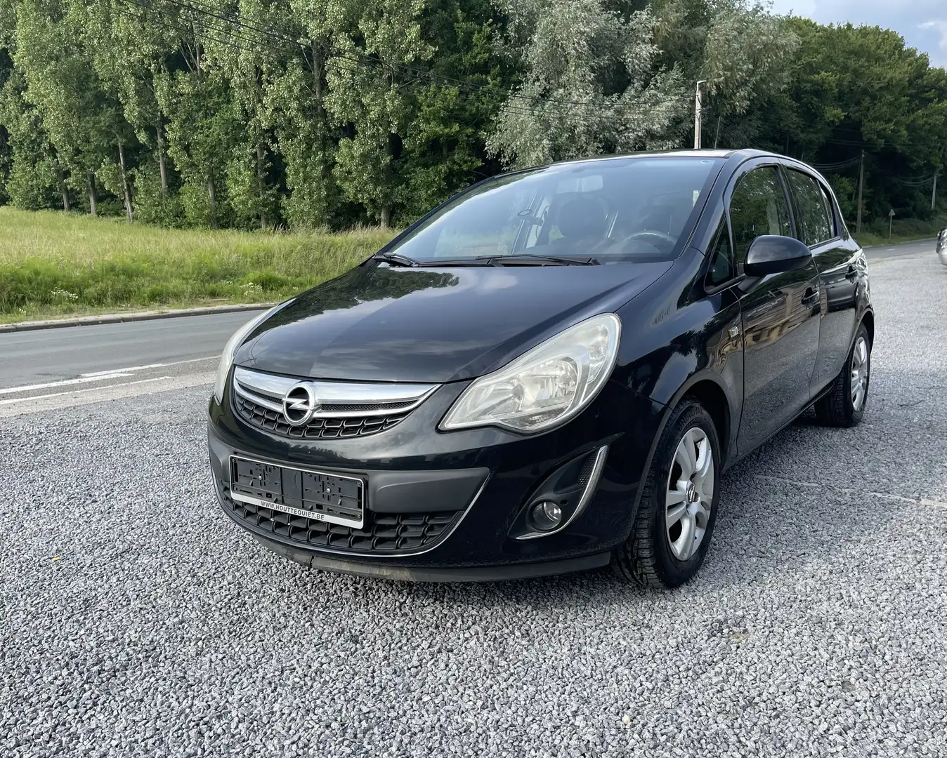 Opel Corsa 1.2i Black Edition benzine - 1