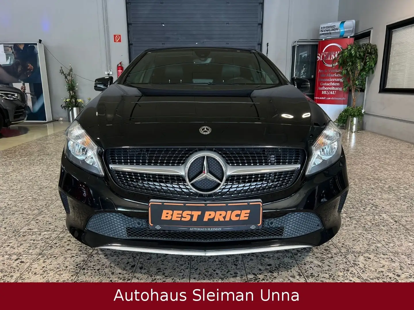 Mercedes-Benz A 180 A -Klasse A 180/Automatik/Comand/Leder/Alu Zwart - 2