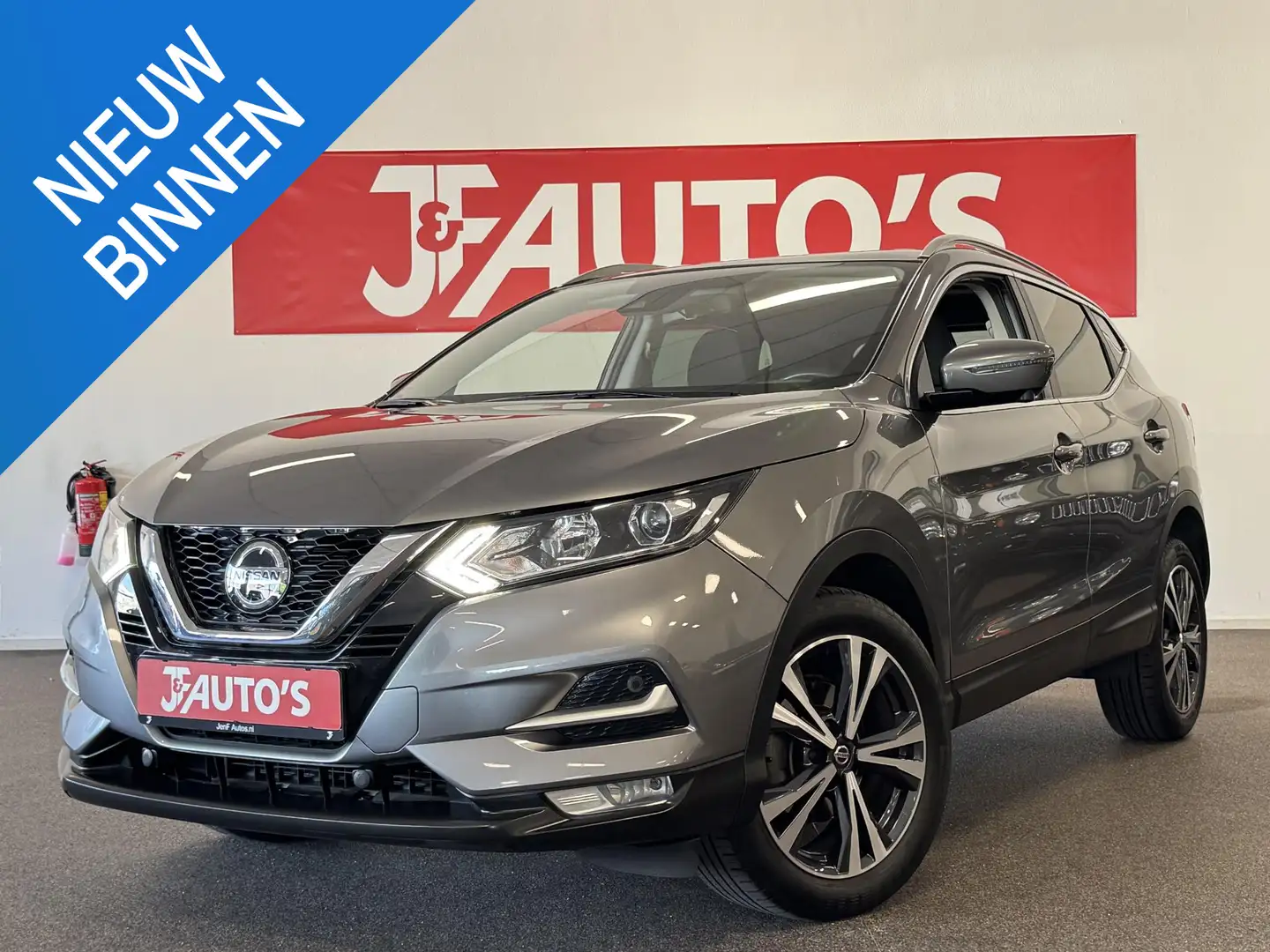 Nissan Qashqai 1.3 DIG-T N-Connecta NAVIGATIE\360 CAMERA, PANORAM Grijs - 1