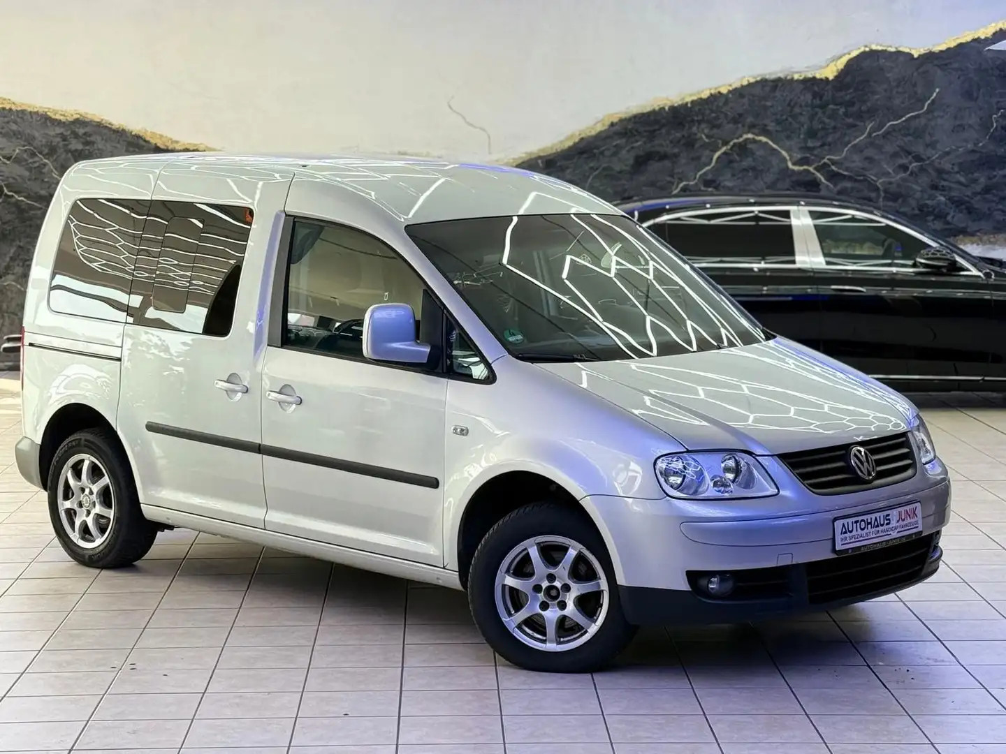Volkswagen Caddy -Behindertengerecht-Rampe-Navi Silber - 2