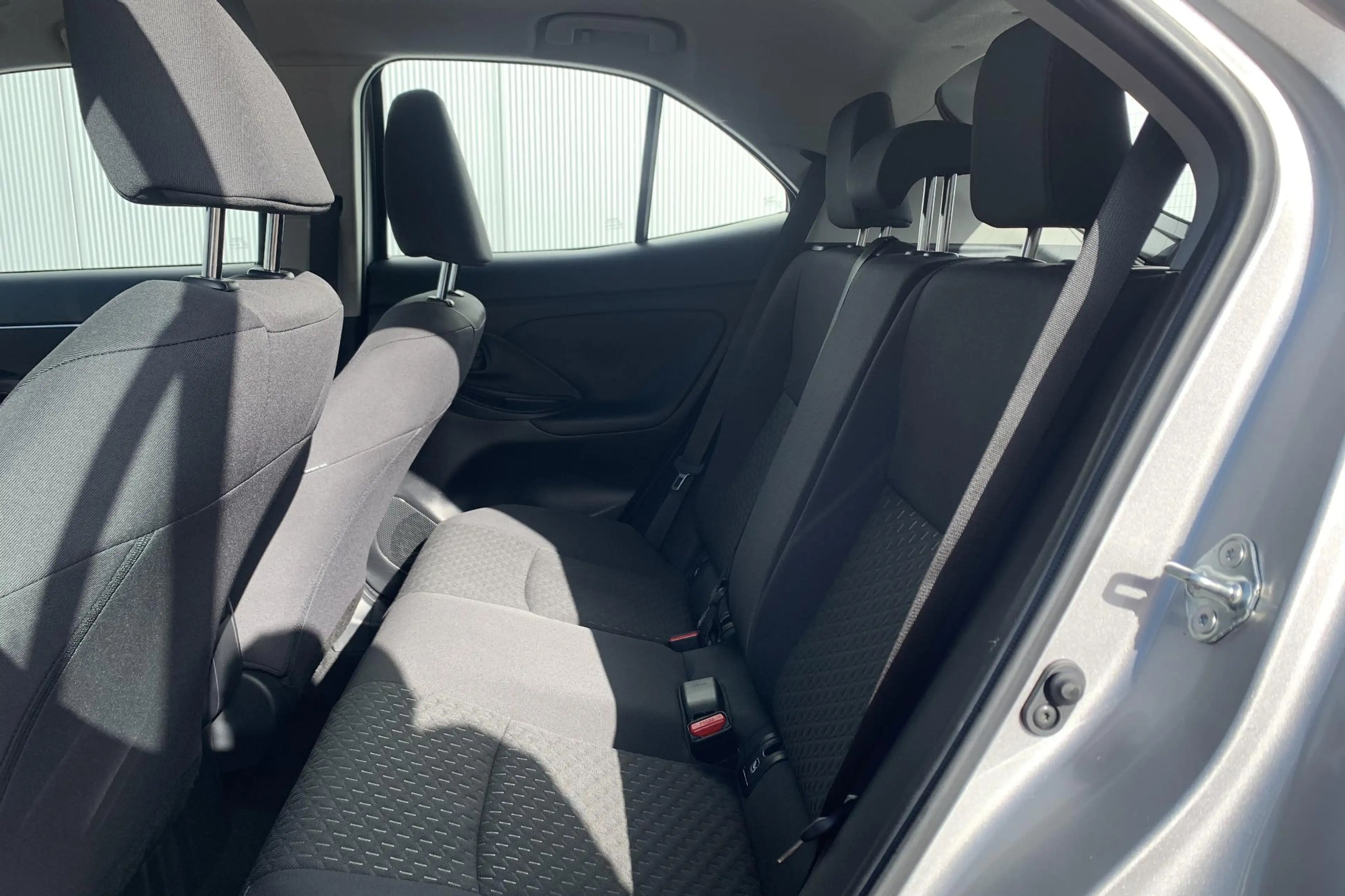 Toyota Yaris Cross 1.5 Hybrid 115 Active / Camera / Apple Carplay & A — photo 8