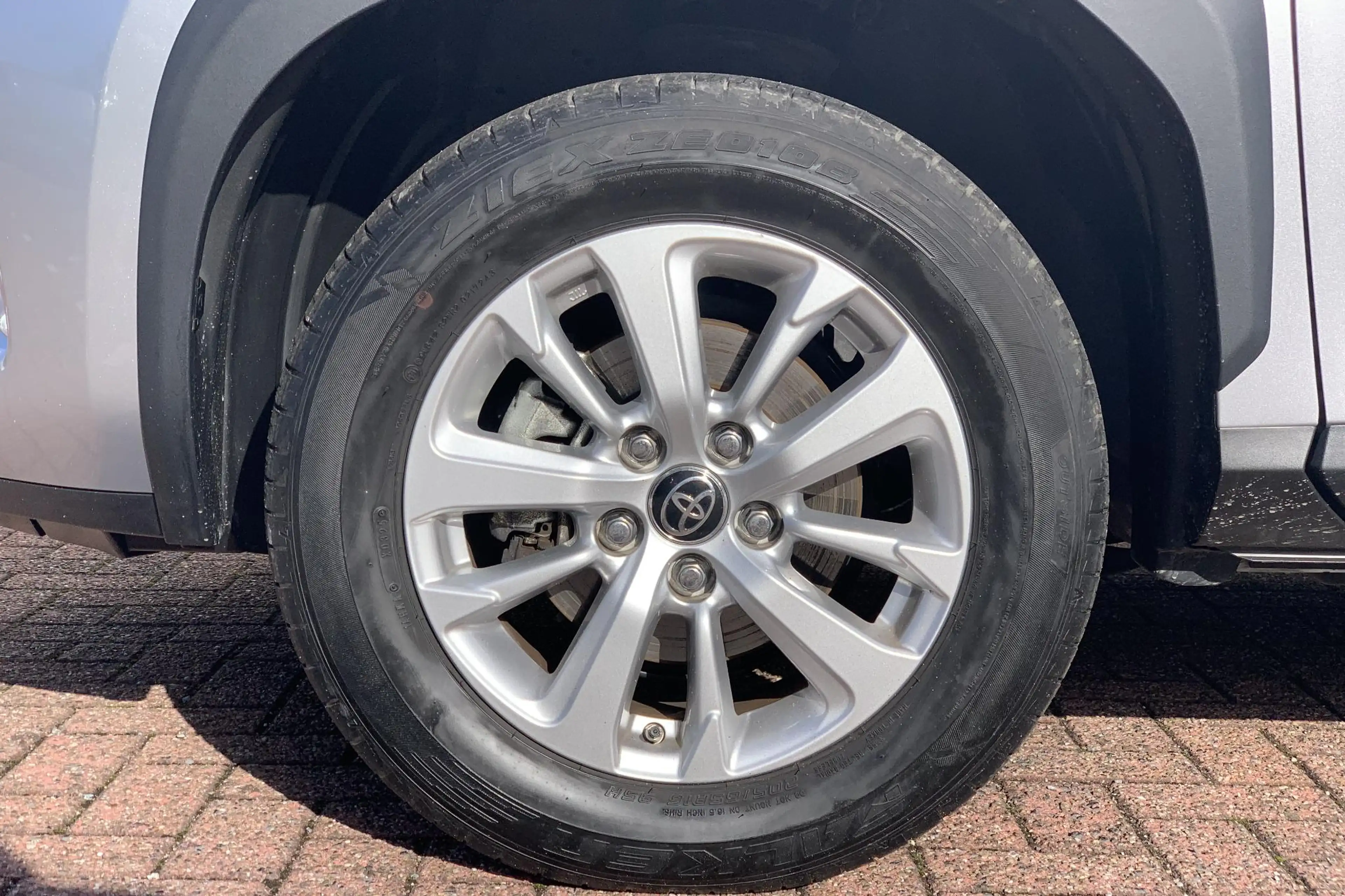 Toyota Yaris Cross 1.5 Hybrid 115 Active / Camera / Apple Carplay & A — photo 6