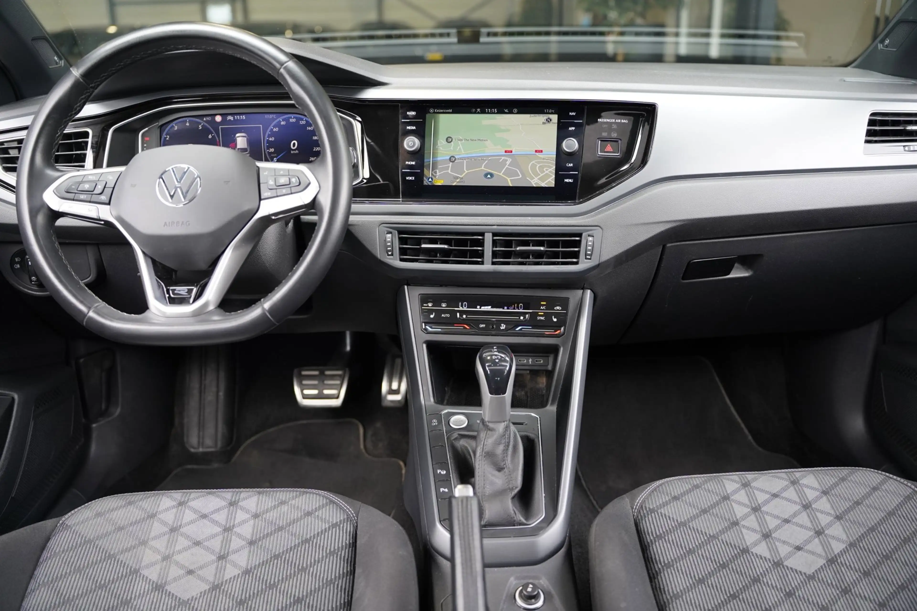 Volkswagen Taigo 1.5 TSI 2x R-Line 150PK Pano IQ Led Kessy Cam Navi — photo 11
