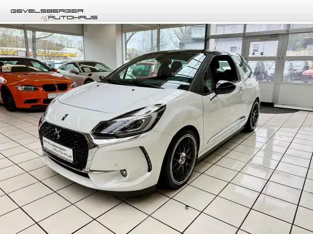 DS Automobiles DS 3 DS So Chic 1.Hand+VFW Scheckheft LED